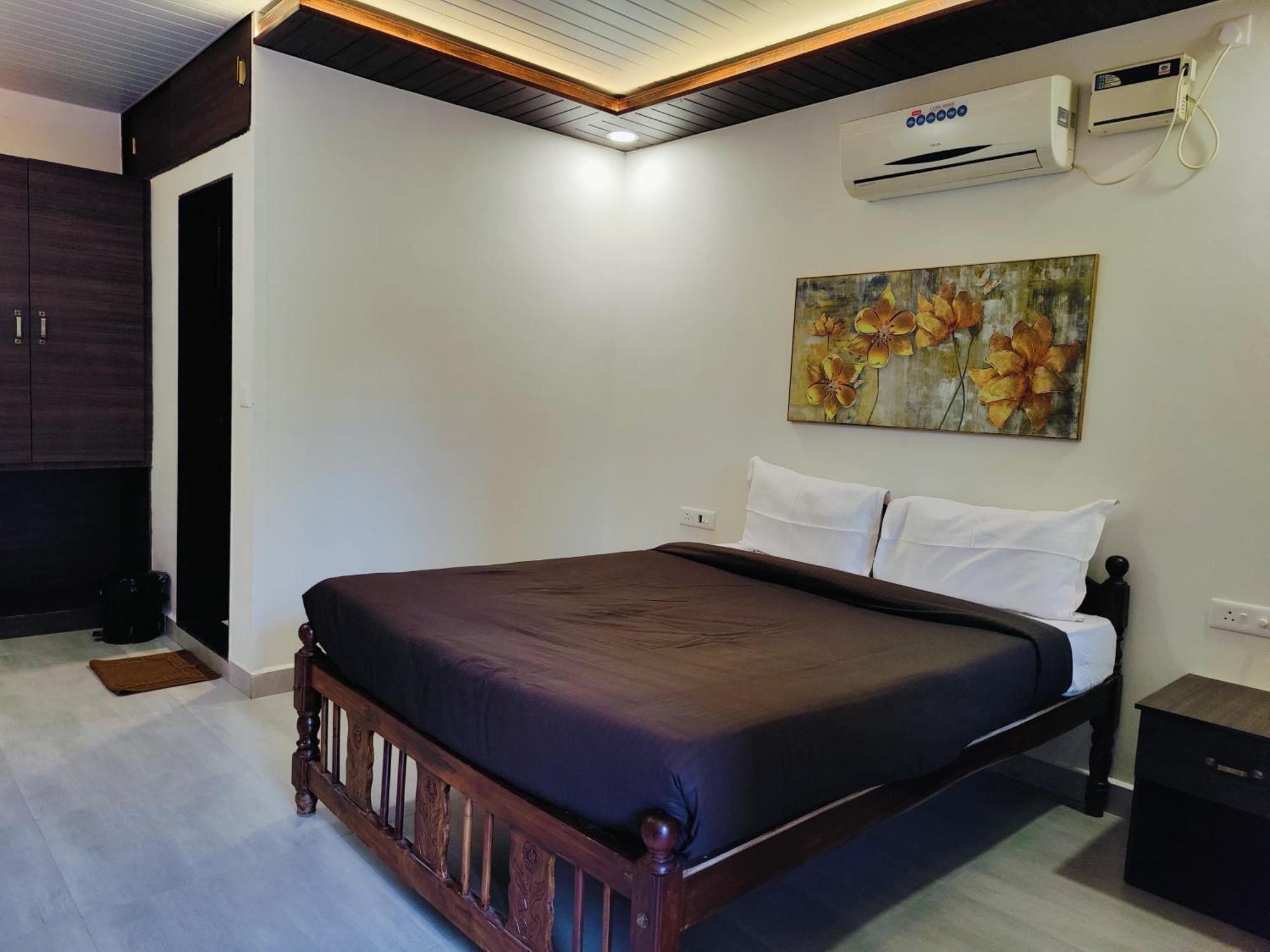 Kevin'S House By Travelkrafts Hotel Anjuna Bagian luar foto