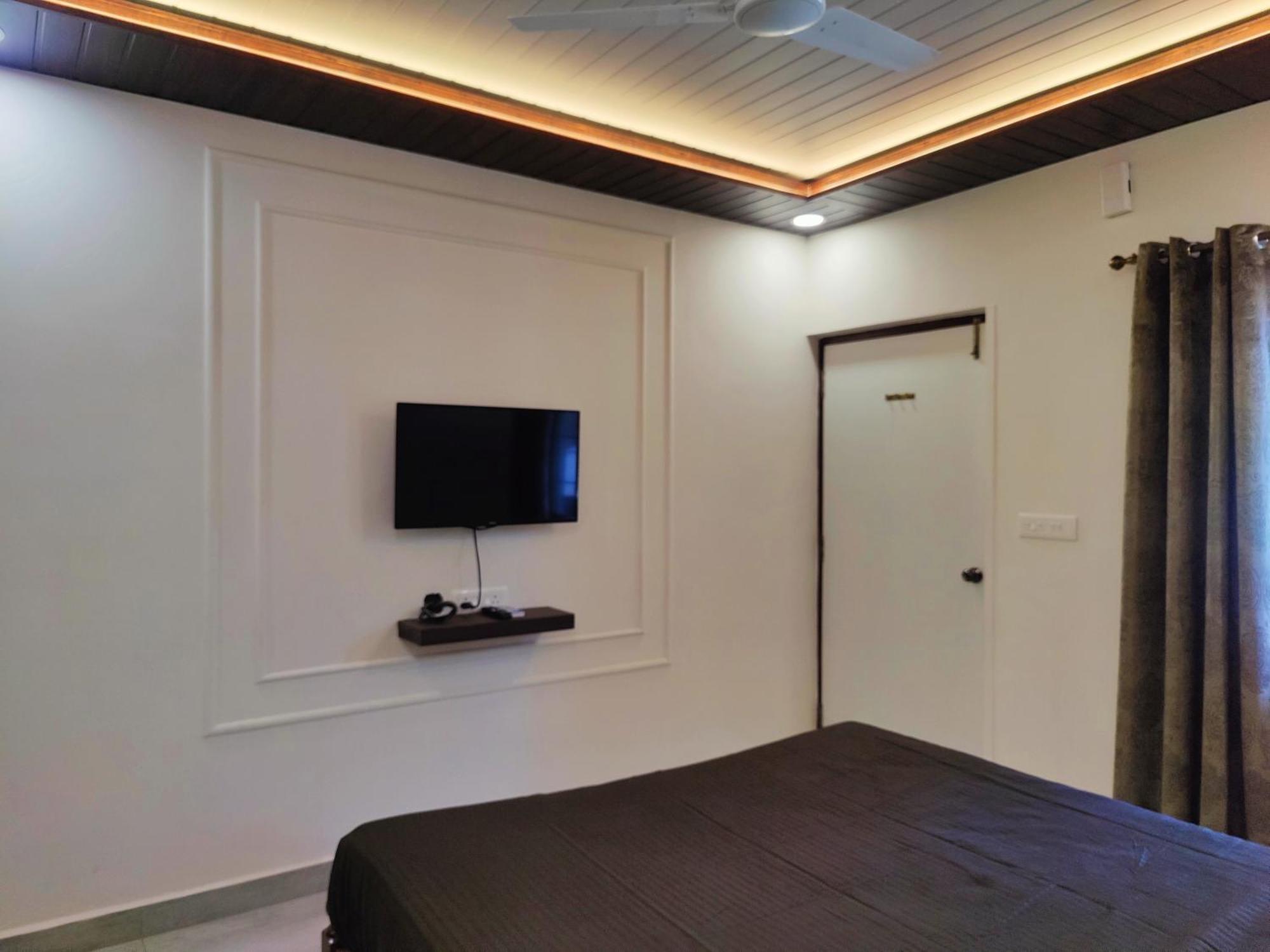 Kevin'S House By Travelkrafts Hotel Anjuna Bagian luar foto